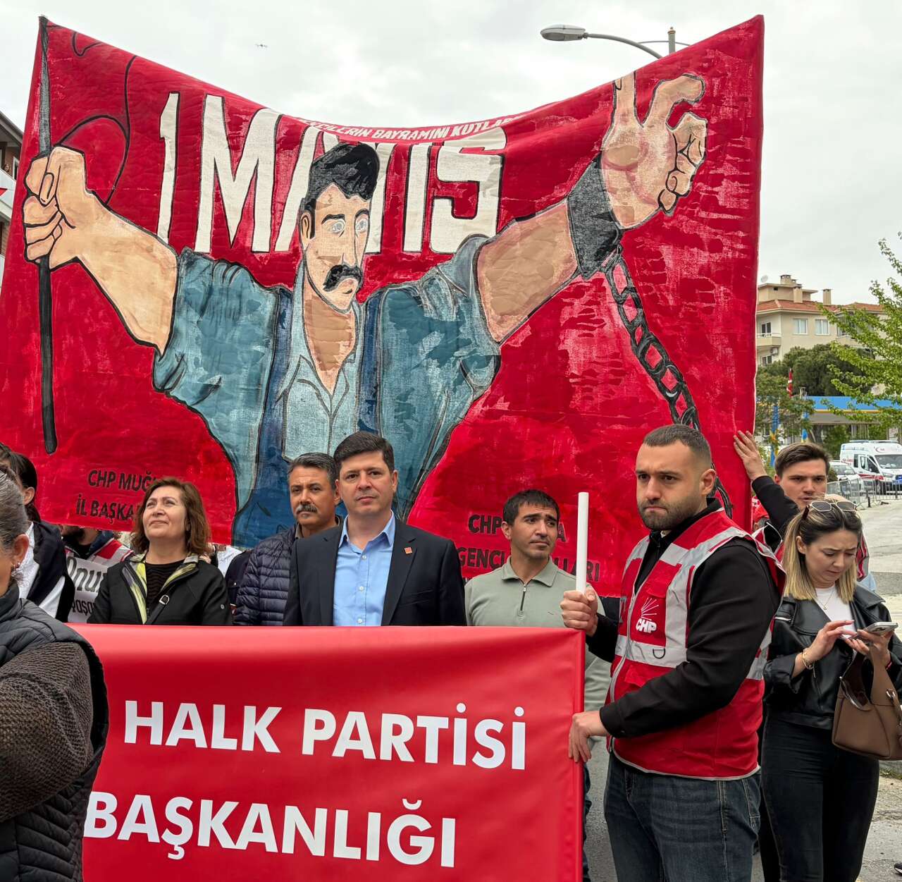Muğla’da 1 Mayıs Coşkusu: Emekçiler Akyol’dan Meydana Yürüdü 4
